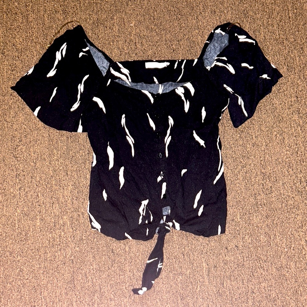lush off the shoulder button down tee